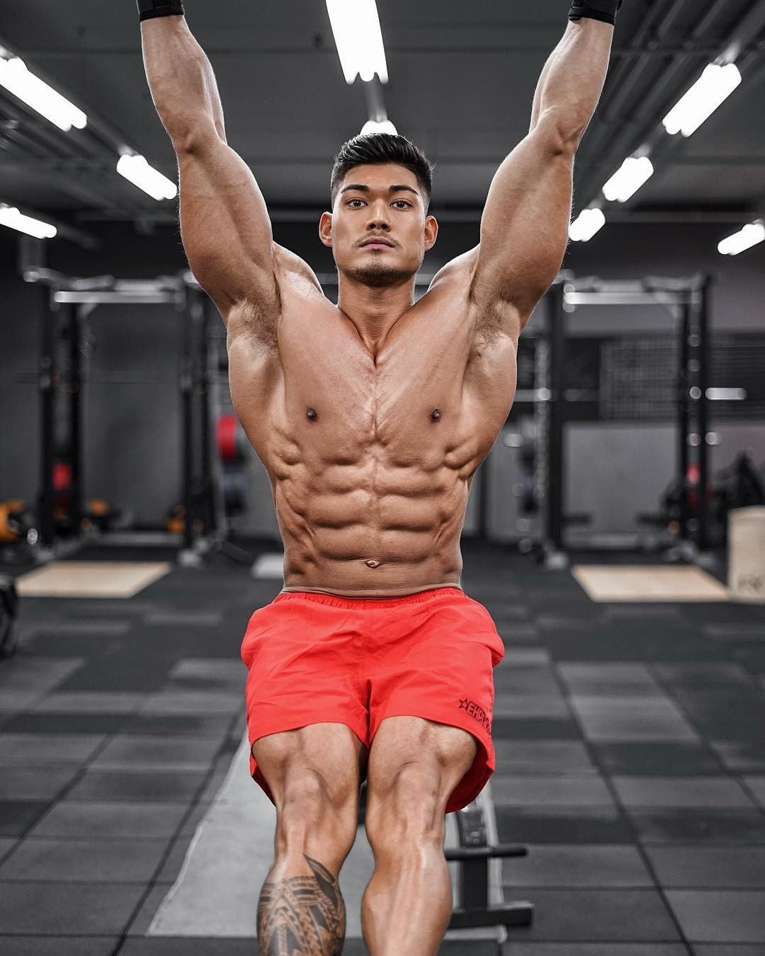 3 Calisthenics Exercises For Core Compression And Extension