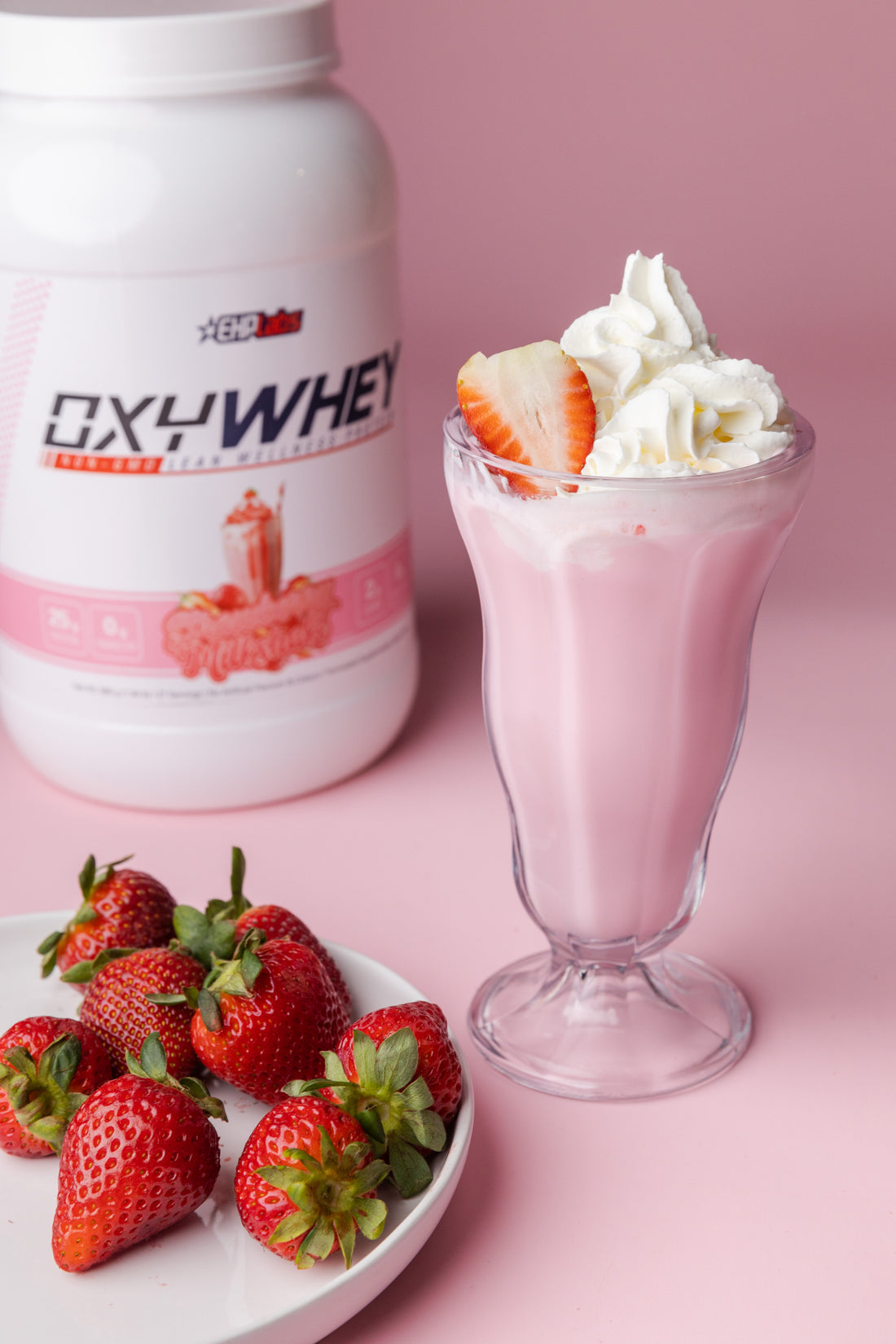 STRAWBERRY CHEESECAKE SMOOTHIE