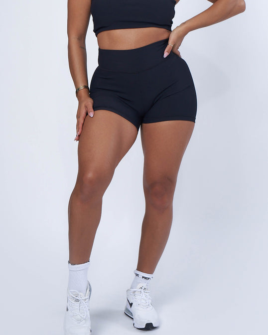 Luxe Ribbed Scrunch Short | BLACK | WBK x EHP