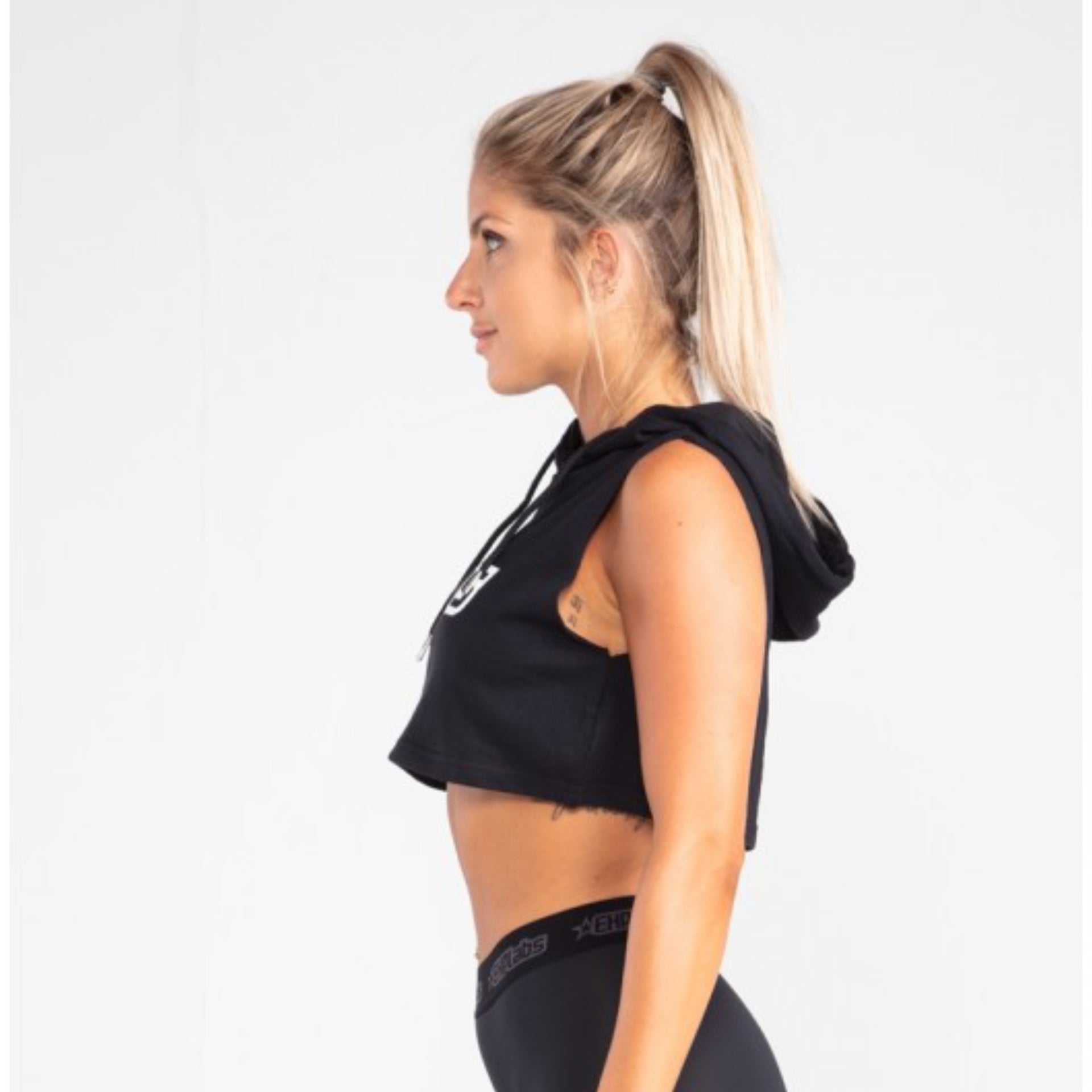 Crop top hoodie best sale online